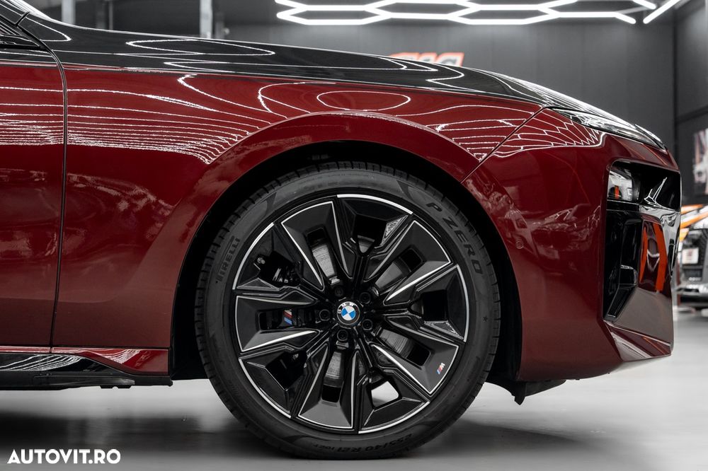 BMW Seria 7 - 12