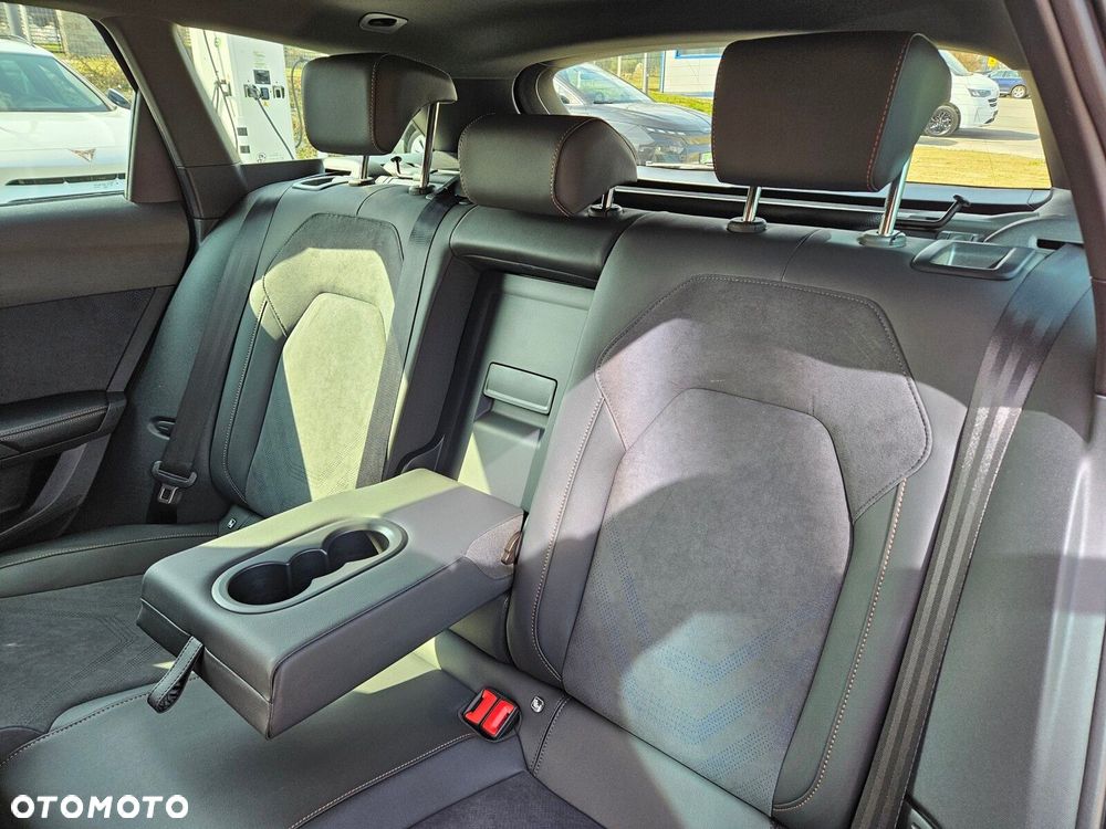 Cupra Leon Sportstourer 2.0 TSI 4Drive VZ DSG - 24