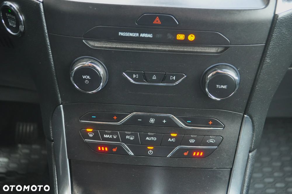 Ford Galaxy 2.0 TDCi Titanium - 19