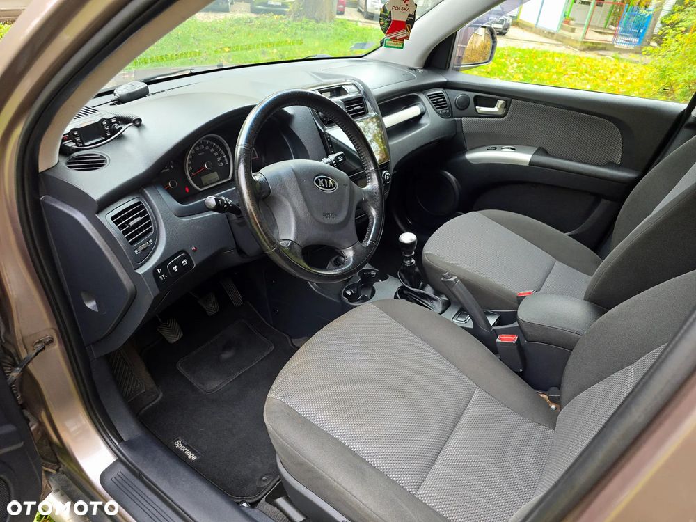 Kia Sportage - 14