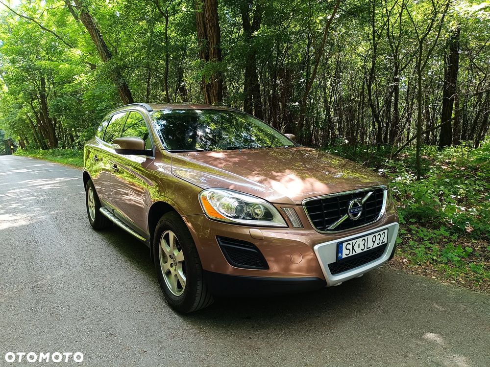 Volvo XC 60 DRIVe R Design - 3