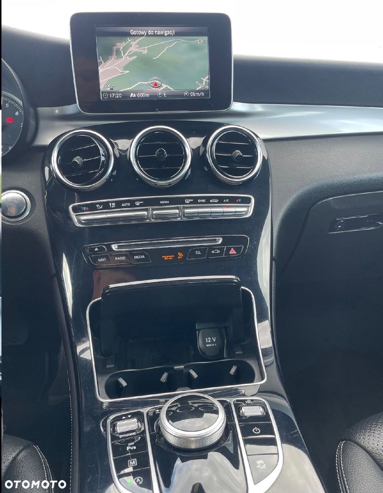 Mercedes-Benz GLC - 28