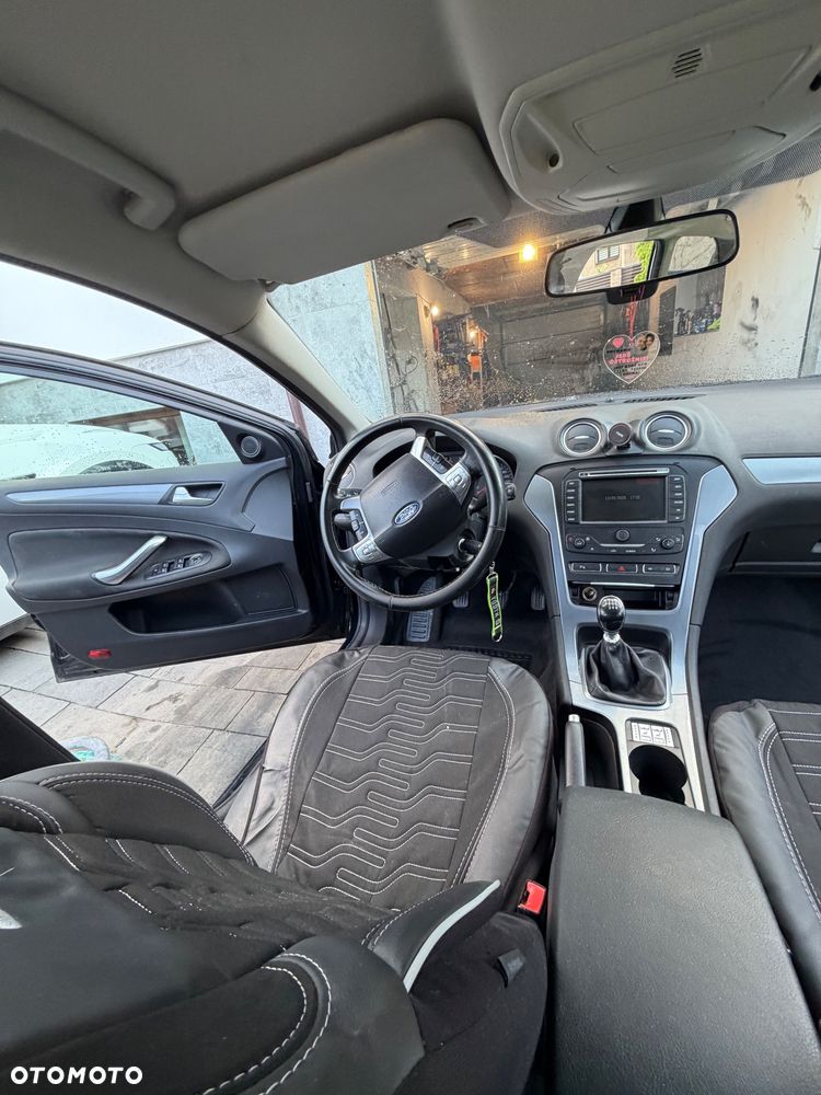 Ford Mondeo 2.0 TDCi Trend - 17