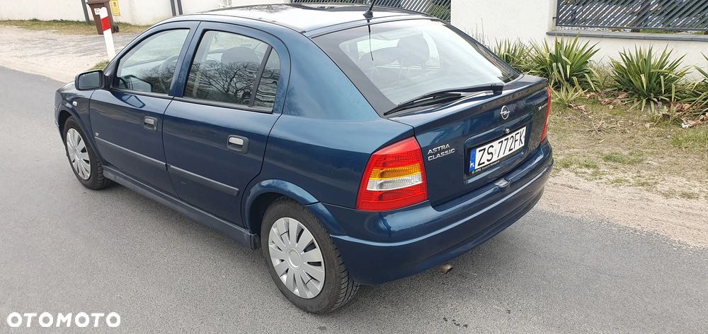 Opel Astra 1.4 - 3