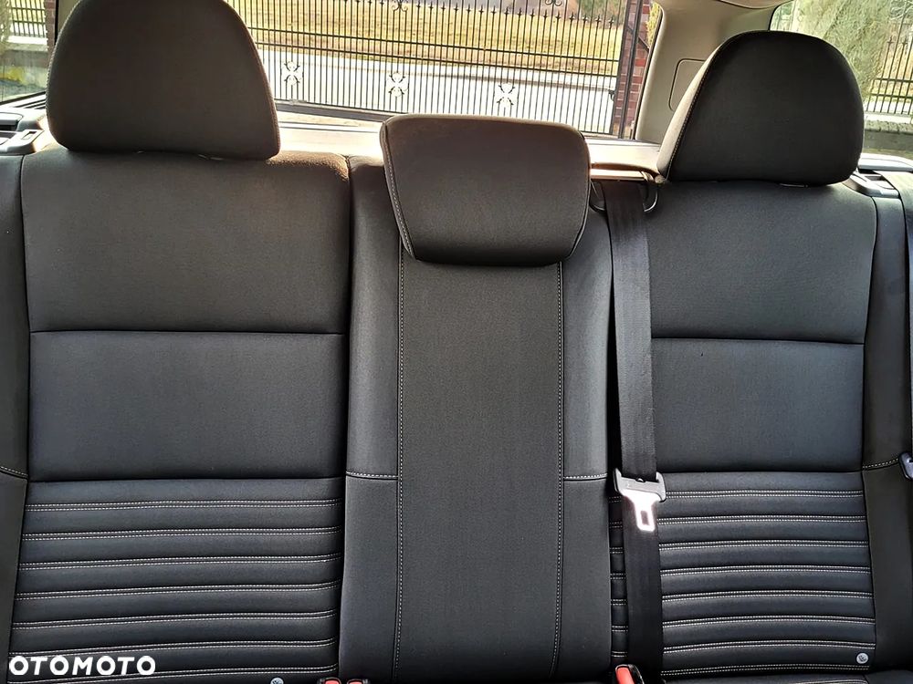 Volvo V50 DPF DRIVe Momentum - 21