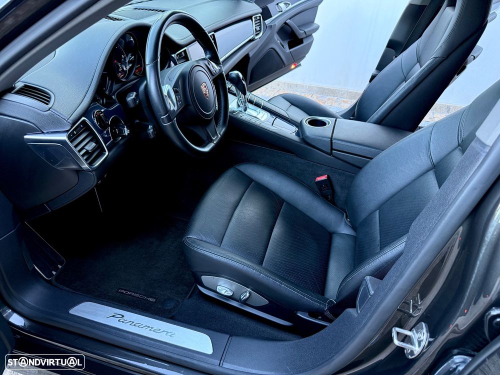 Porsche Panamera Platinum Edition - 36