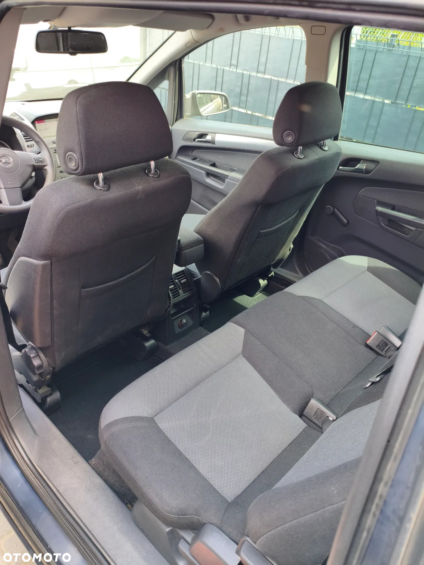 Opel Zafira 1.8 Enjoy - 17