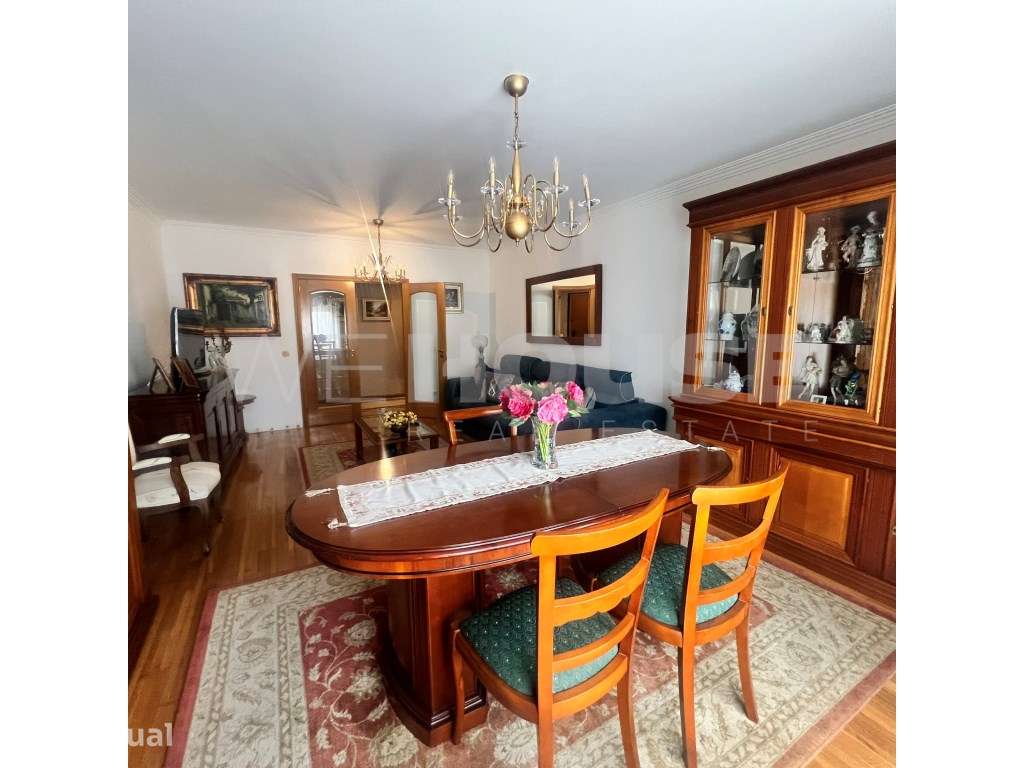 Apartamento T3 com Suíte, Aquecimento Central, Ar Condicionado elev... - Grande imagem: 2/23