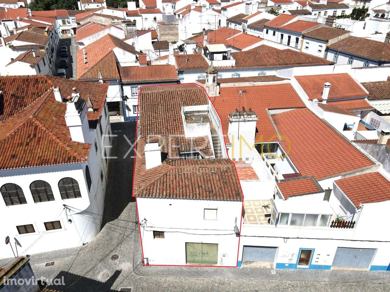 Prédio com 313,20 m2 em Gaveto, na Rua Principal da Vila de Redondo - Grande imagem: 5/25