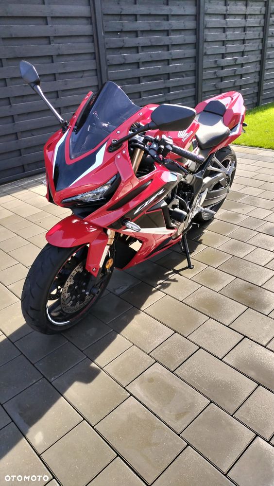 Honda CBR - 3
