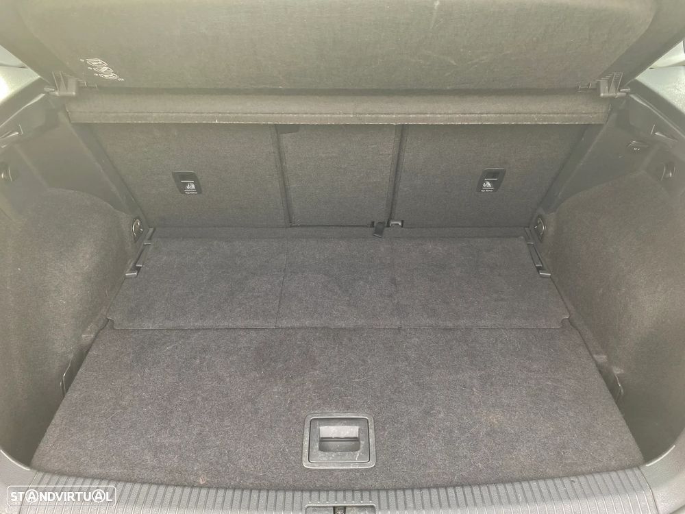 VW Golf 1.6 TDi BlueMotion Confortline - 15