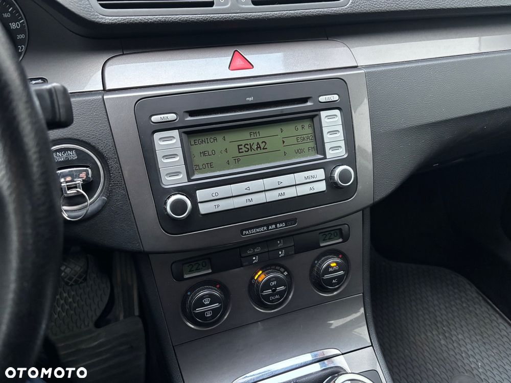 Volkswagen Passat 1.9 TDI Trendline - 13