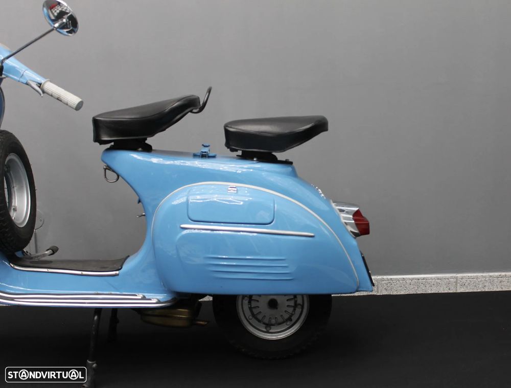 Piaggio Vespa Super - 4
