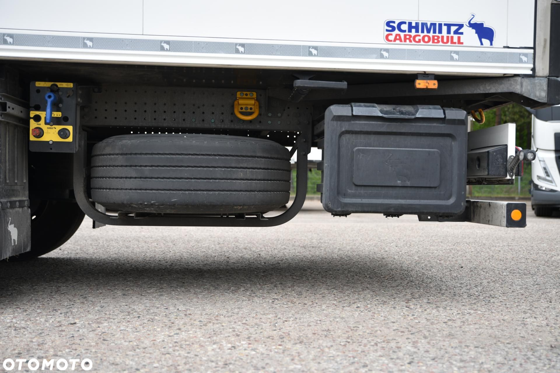 Schmitz Cargobull SKO FP 60 ThermoKing SLXi 300 - 13