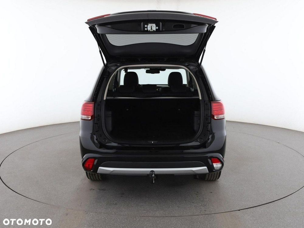 Mitsubishi Outlander - 20
