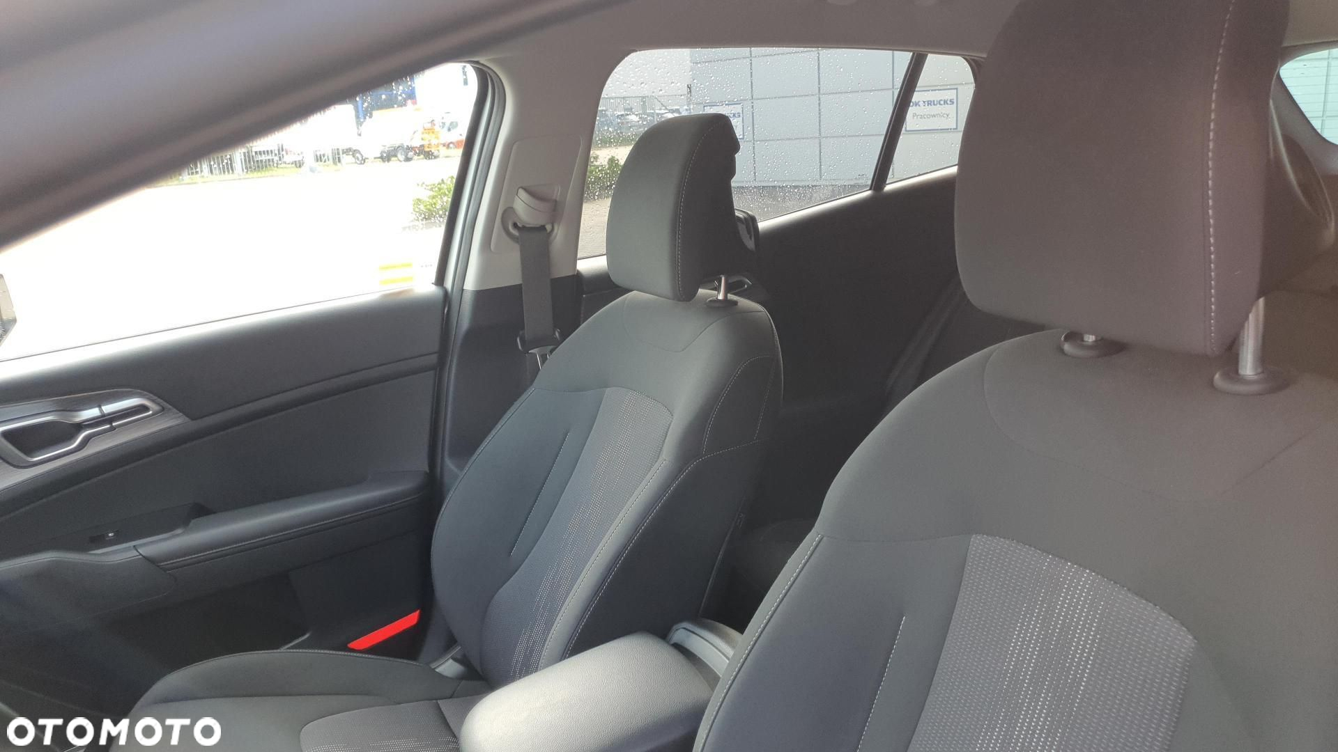 Kia Sportage 1.6 T-GDI L 2WD - 11