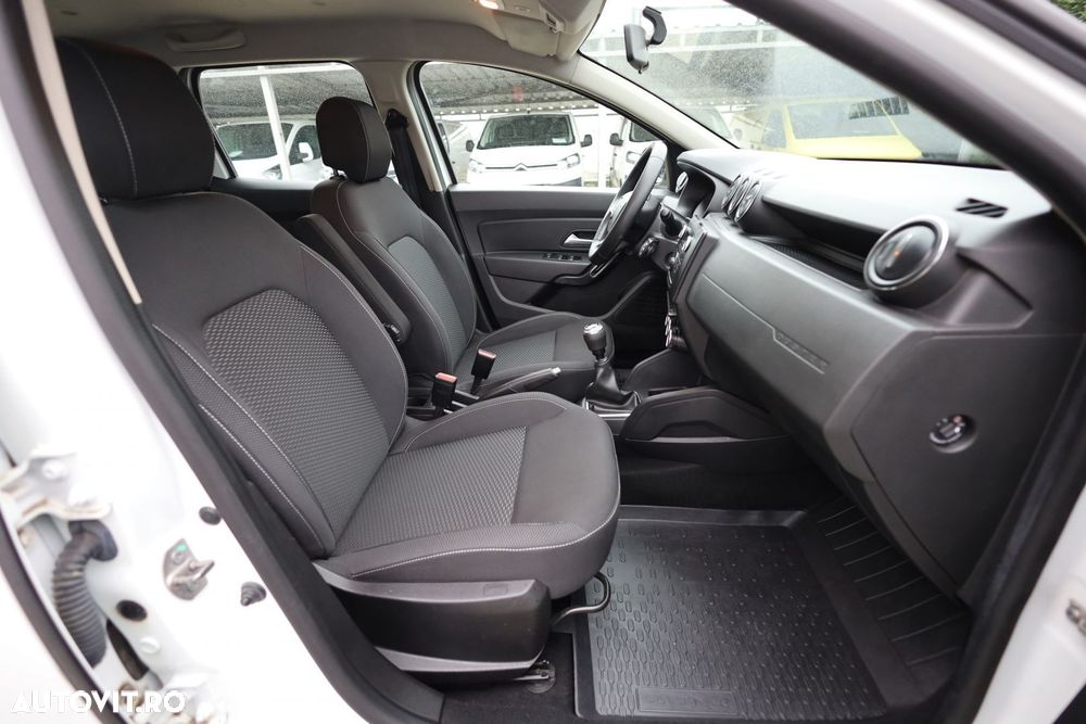 Dacia Duster 1.5 Blue dCi 4WD Comfort - 11