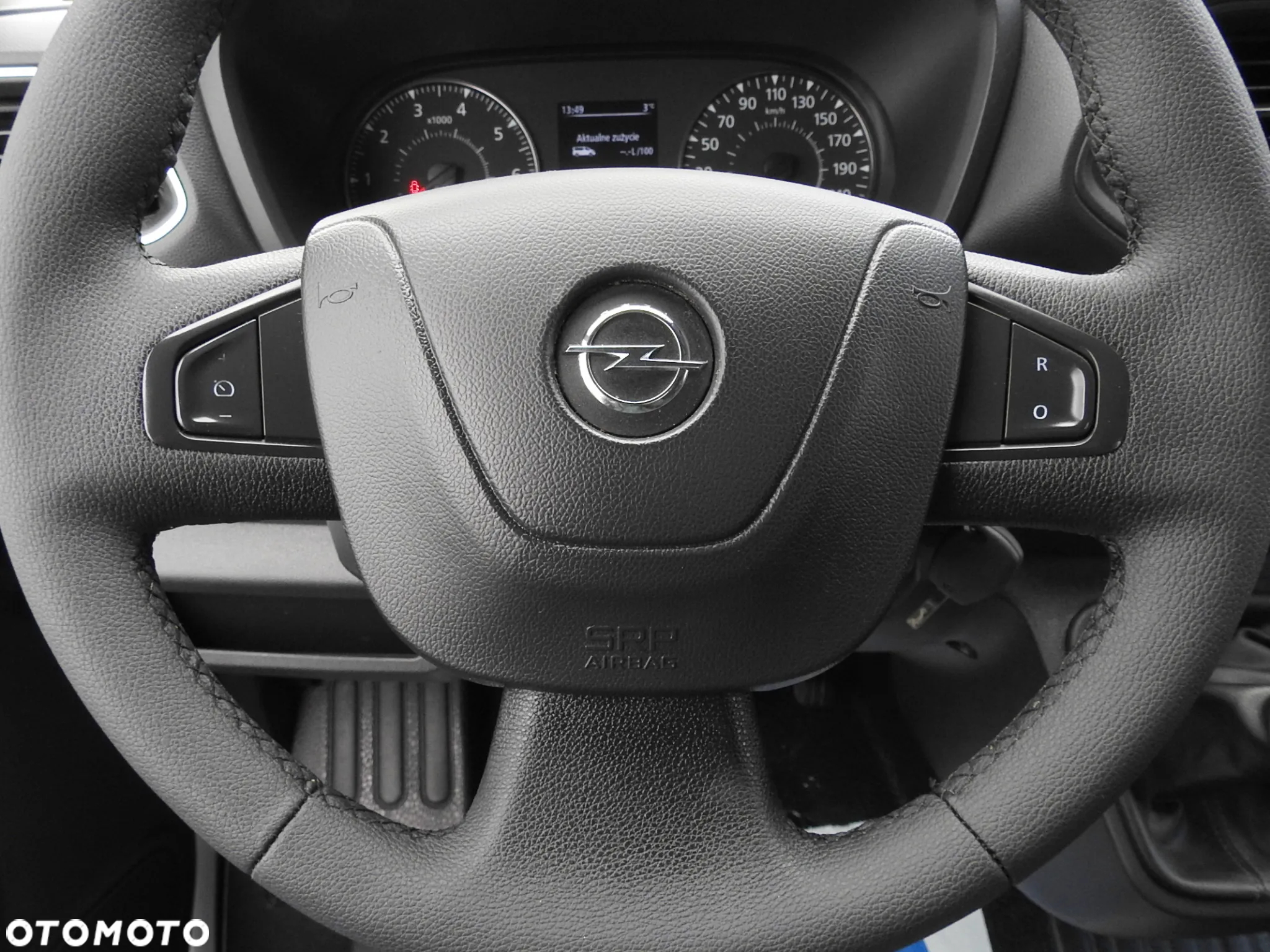 Opel MOVANO  FURGON BRYGADÓWKA 7 MIEJSC TEMPOMAT LEDY KLIMATYZACJA 135KM [ 254923 ] - 29