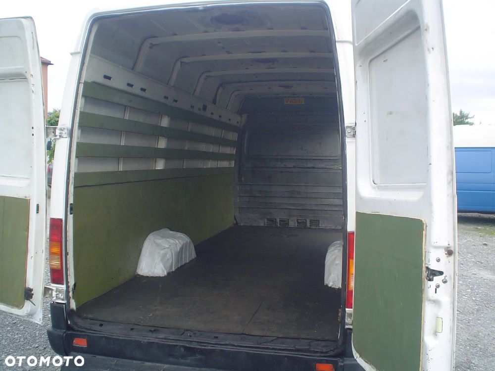 Volkswagen LT - 11