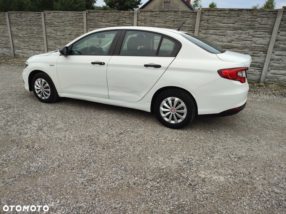 Fiat Tipo 1.4 16V Easy - 31