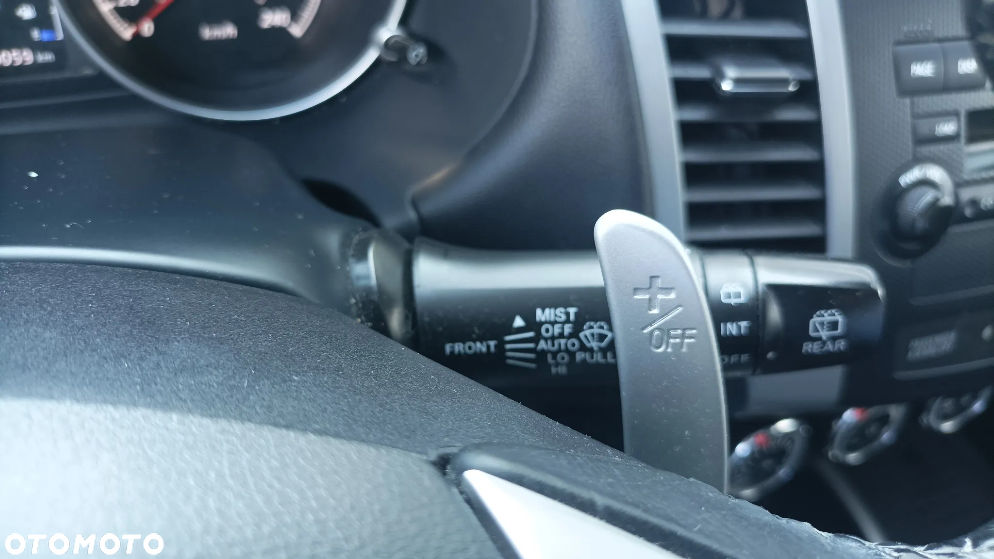 Mitsubishi Outlander 2.4 Intense + CVT - 16