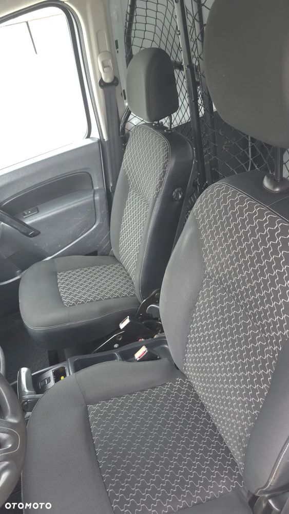 Renault Kangoo 1.5 dCi Oasis2 - 12