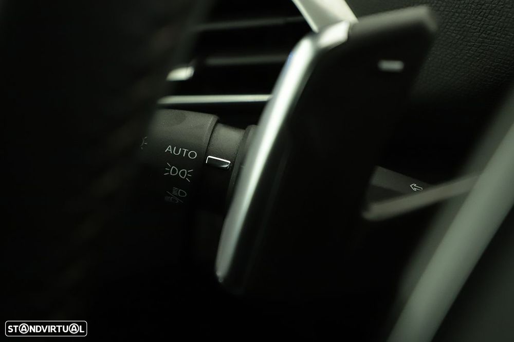 Peugeot 3008 1.2 PureTech GT EAT8 - 17