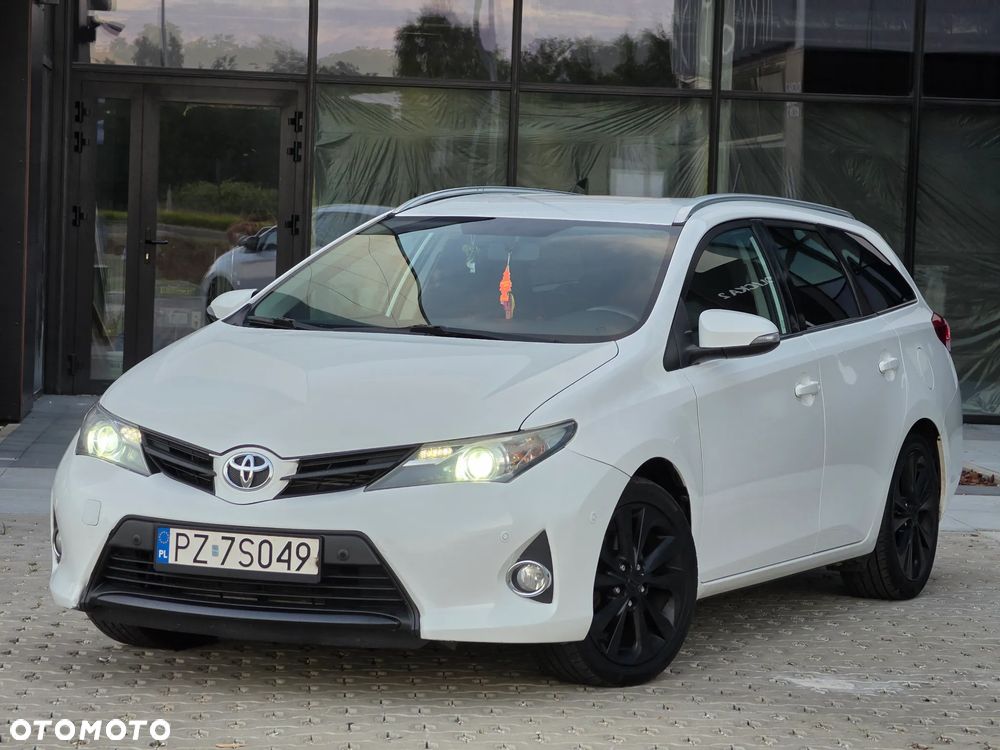 Toyota Auris 2.0 D-4D Prestige - 29