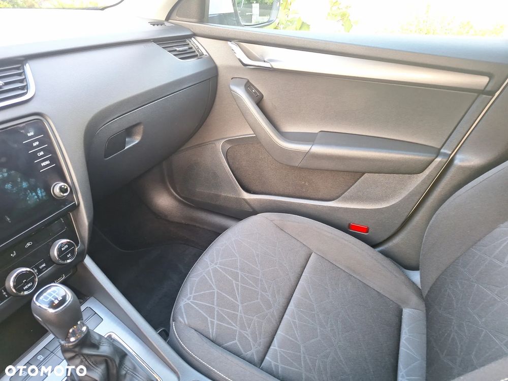 Skoda Octavia 1.6 TDI Clever - 24
