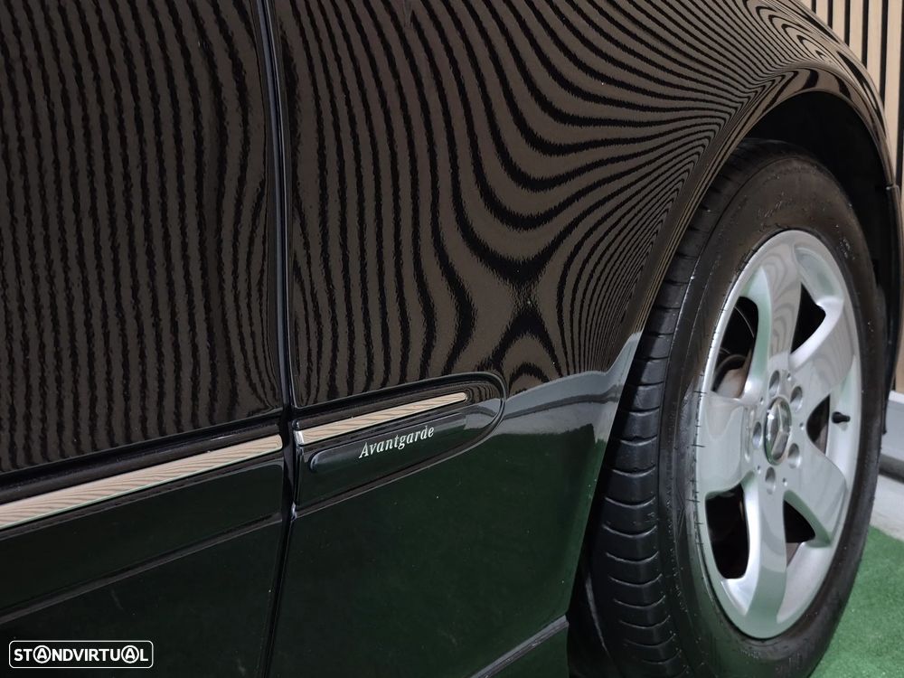 Mercedes-Benz E 220 CDI Auto Avantgarde - 10