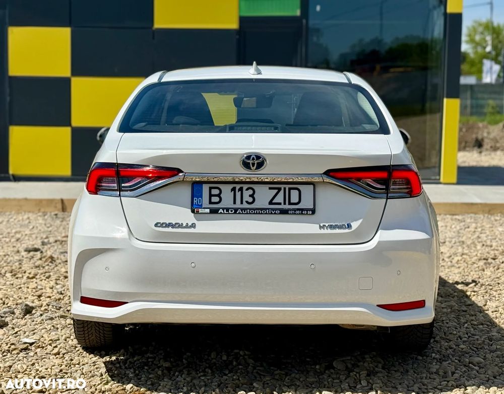 Toyota Corolla 1.8 HSD Business - 7