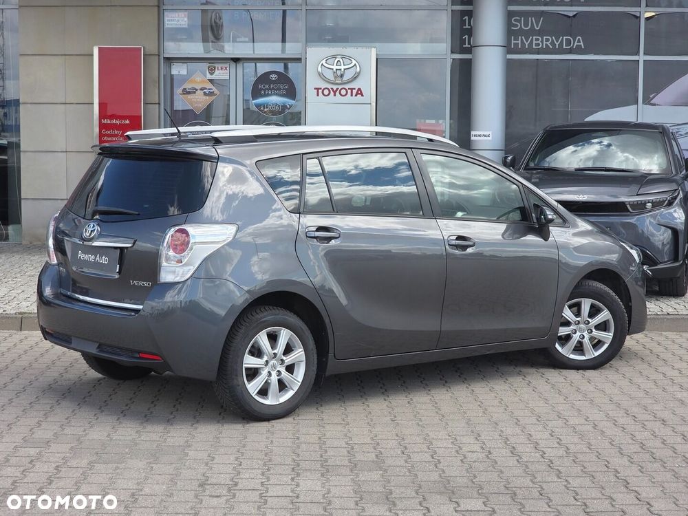 Toyota Verso - 5