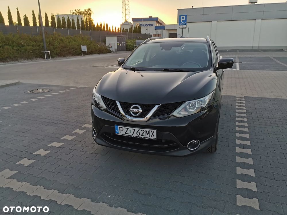 Nissan Qashqai 1.6 DIG-T N-Connecta - 1