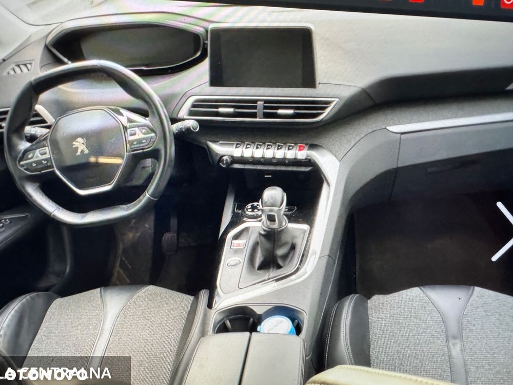 Peugeot 3008 PureTech 130 Stop & Start GPF Allure Business-Paket - 2