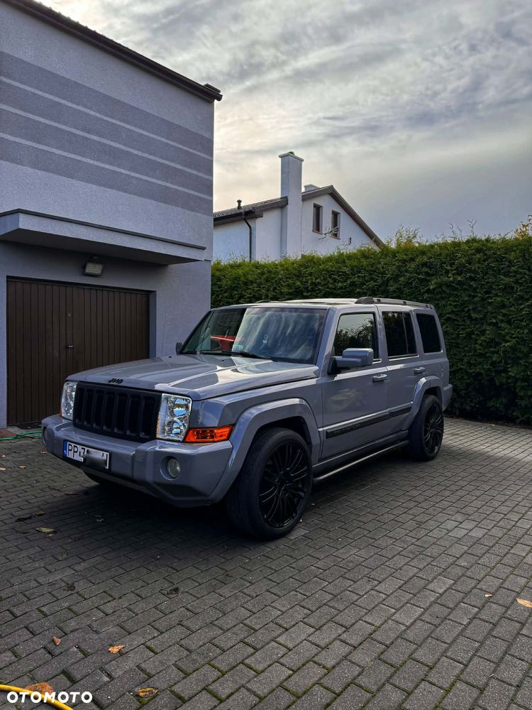 Jeep Commander - 3