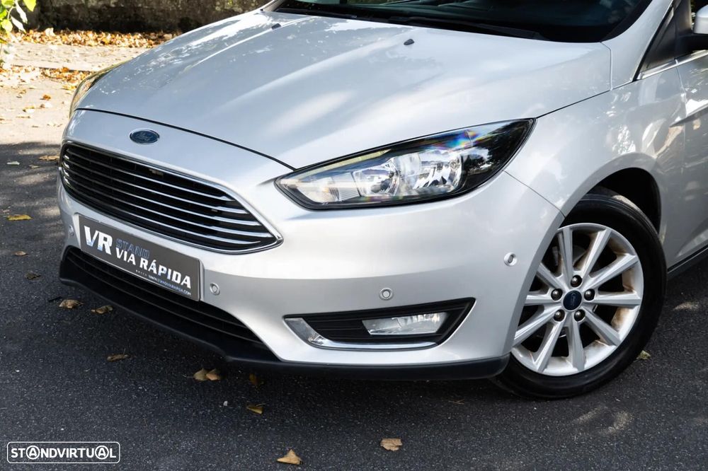 Ford Focus SW - 28