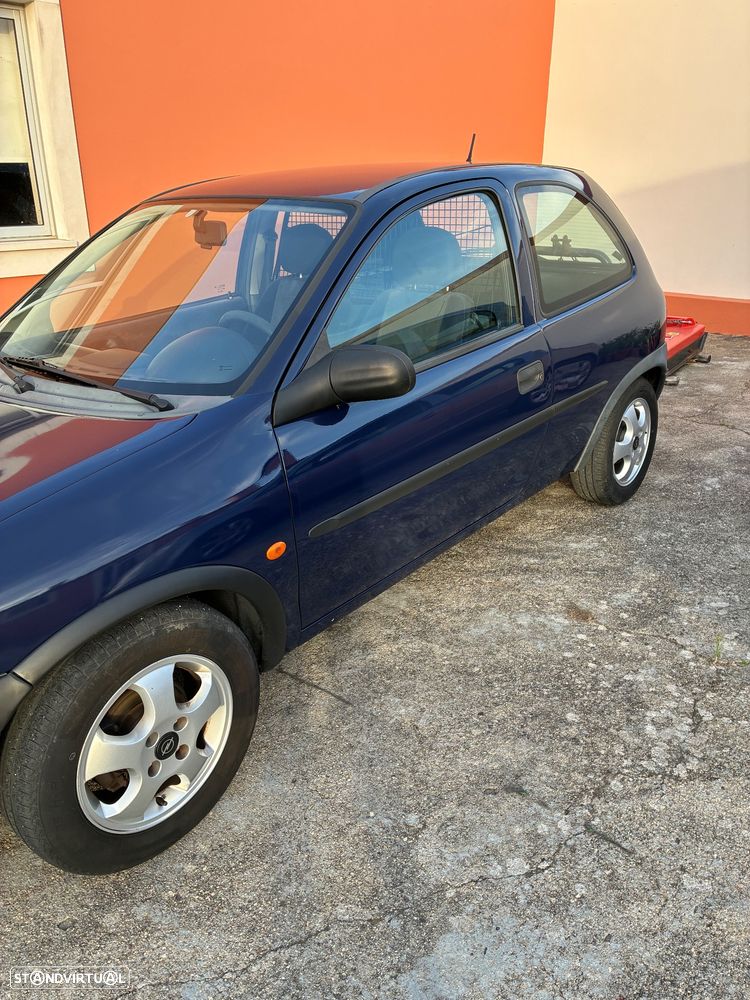 Opel Corsa - 1