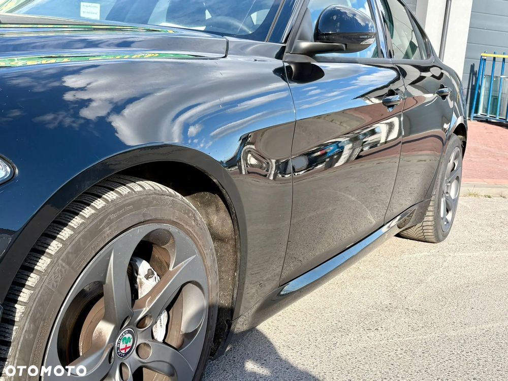Alfa Romeo Giulia 2.2 D Turbo - 6