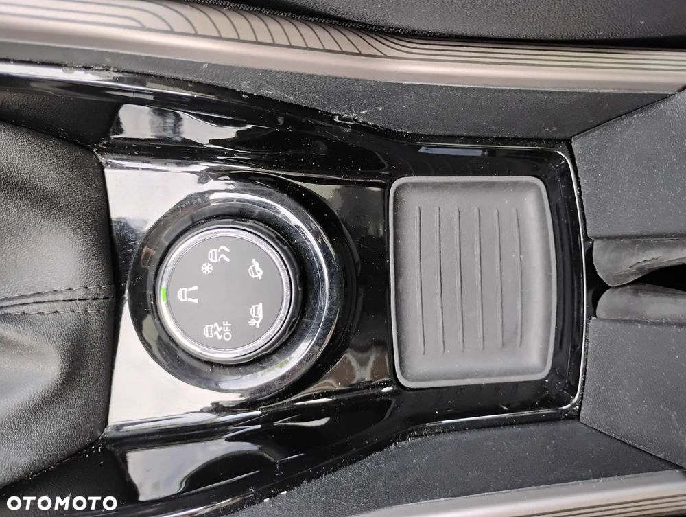 Peugeot 2008 e-HDi FAP 115 STOP & START Business-Line - 19