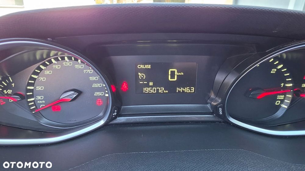 Peugeot 308 BlueHDi 130 Stop & Start Allure - 12