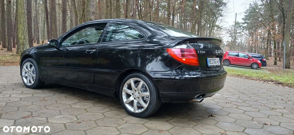 Mercedes-Benz Klasa C 200 Kompressor Sportcoupe - 8
