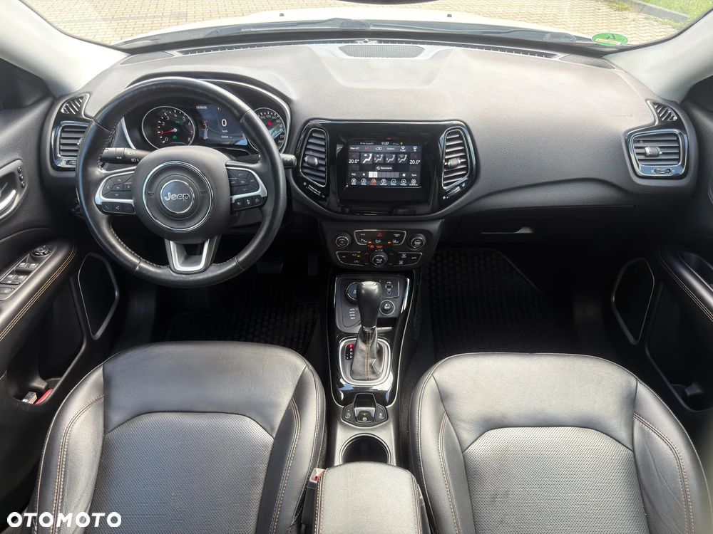 Jeep Compass 1.4 TMair Limited 4WD S&S - 9