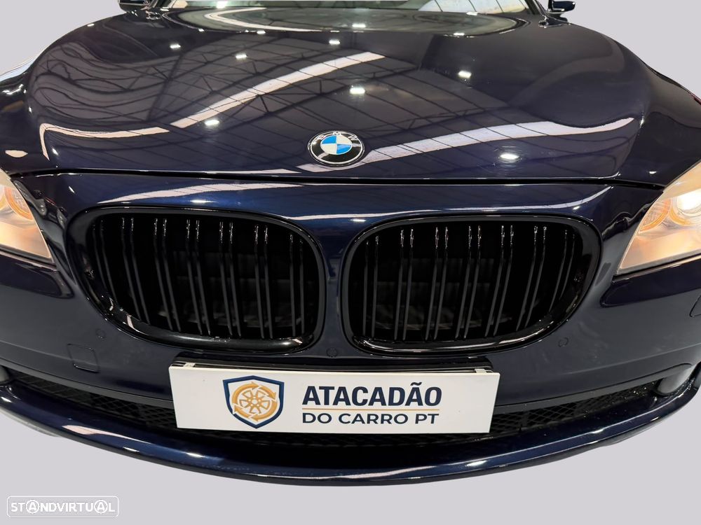 BMW 740 — fotografia 9