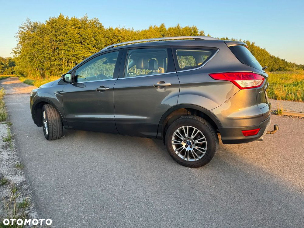 Ford Kuga 2.0 TDCi 4x4 Titanium - 29