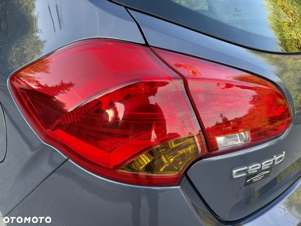 Kia Ceed 1.4 CVVT ISG Dream Team Edition - 10