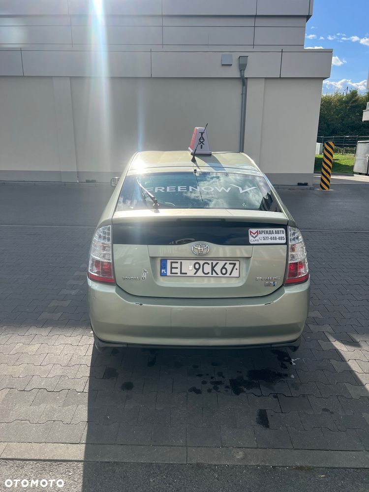 Toyota Prius 1.5 VVT-i Prestige - 4