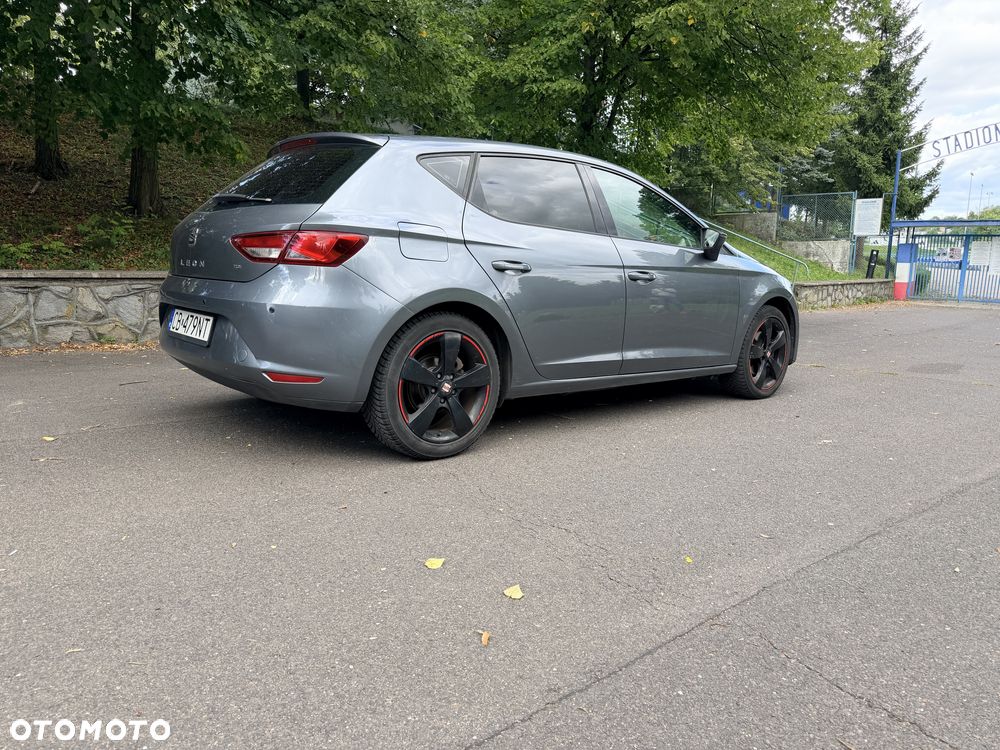 Seat Leon 2013 photo 4