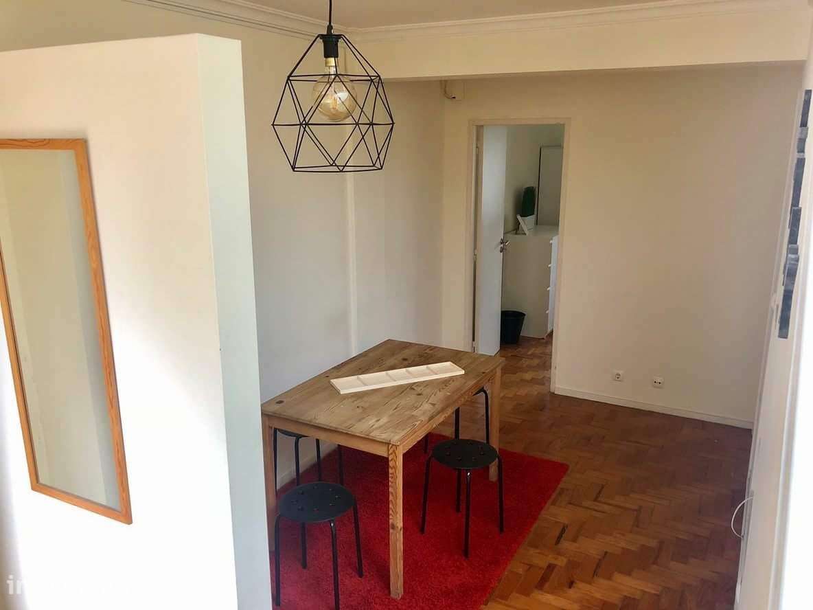 Quarto em Telheiras | Junto ao Metro | Despesas Incluídas - Grande imagem: 2/4