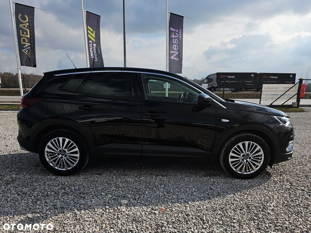 Opel Grandland X 1.2 T GPF Design Line S&S - 4