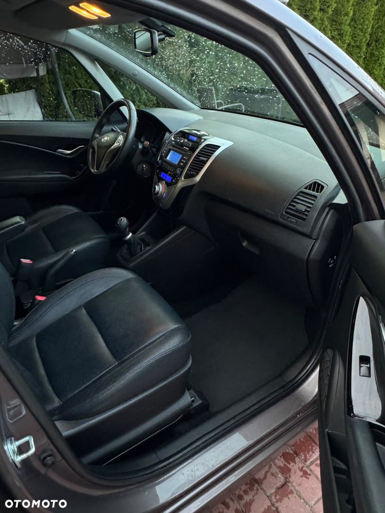 Hyundai ix20 1.4 CRDi Premium - 18